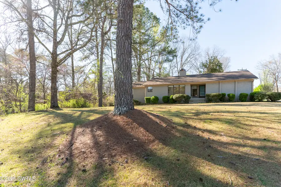 418 Deerwood Lane, Lexington, TN 38351 - #3