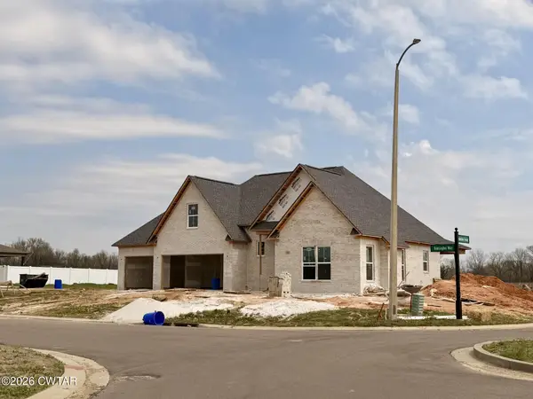 94 Kensington Way, Dyersburg, TN 38024