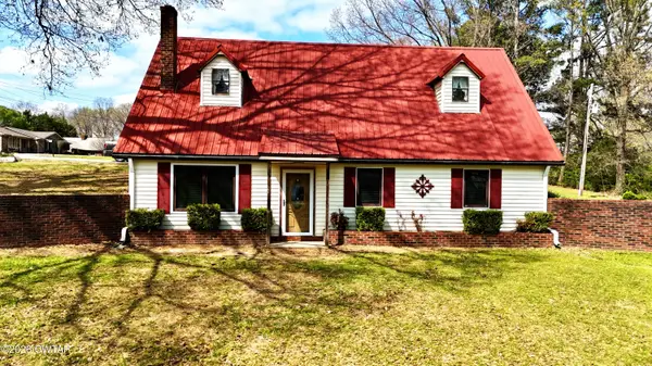 112 Meadowbrook Drive, Bradford, TN 38316