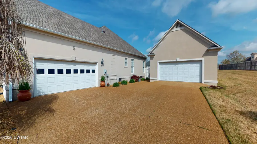 110 Bellemeade Drive, Lexington, TN 38351 - #2