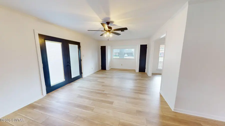 2054 Crossgate Road, Dyersburg, TN 38024 - #2