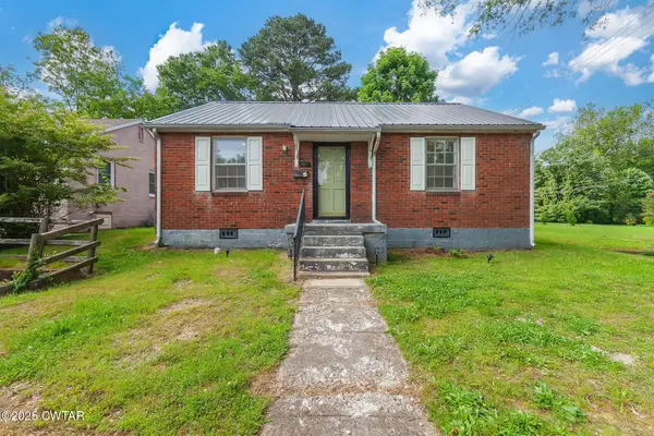 402 Edgewood Street, Paris, TN 38242