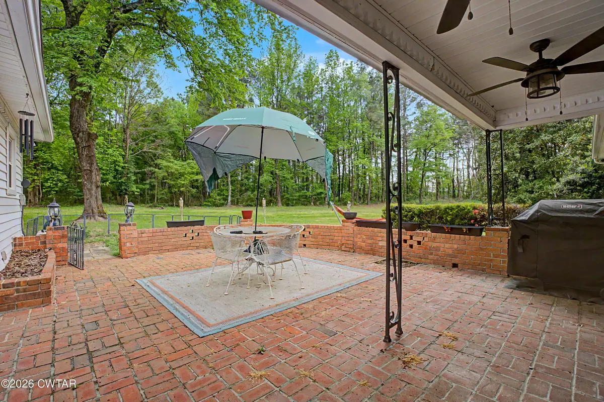 40 Manor Road, Jackson, TN 38305 - #1