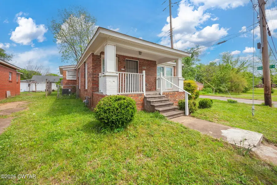 221 Burton Street, Jackson, TN 38301 - #3