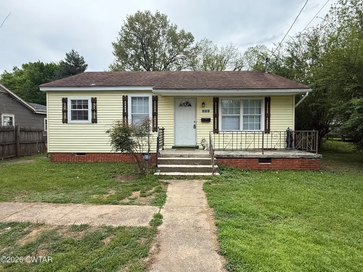 117 W Tickle Street, Dyersburg, TN 38024 - #1