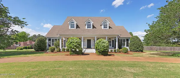 11 Stonehenge Drive, Jackson, TN 38305