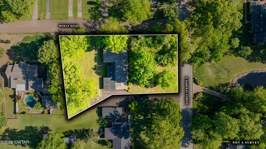 208 S Parkway Street, Dresden, TN 38225 - #2