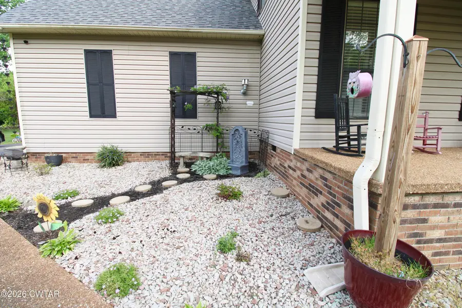 196 Jerri Ann Street, Lexington, TN 38351 - #3