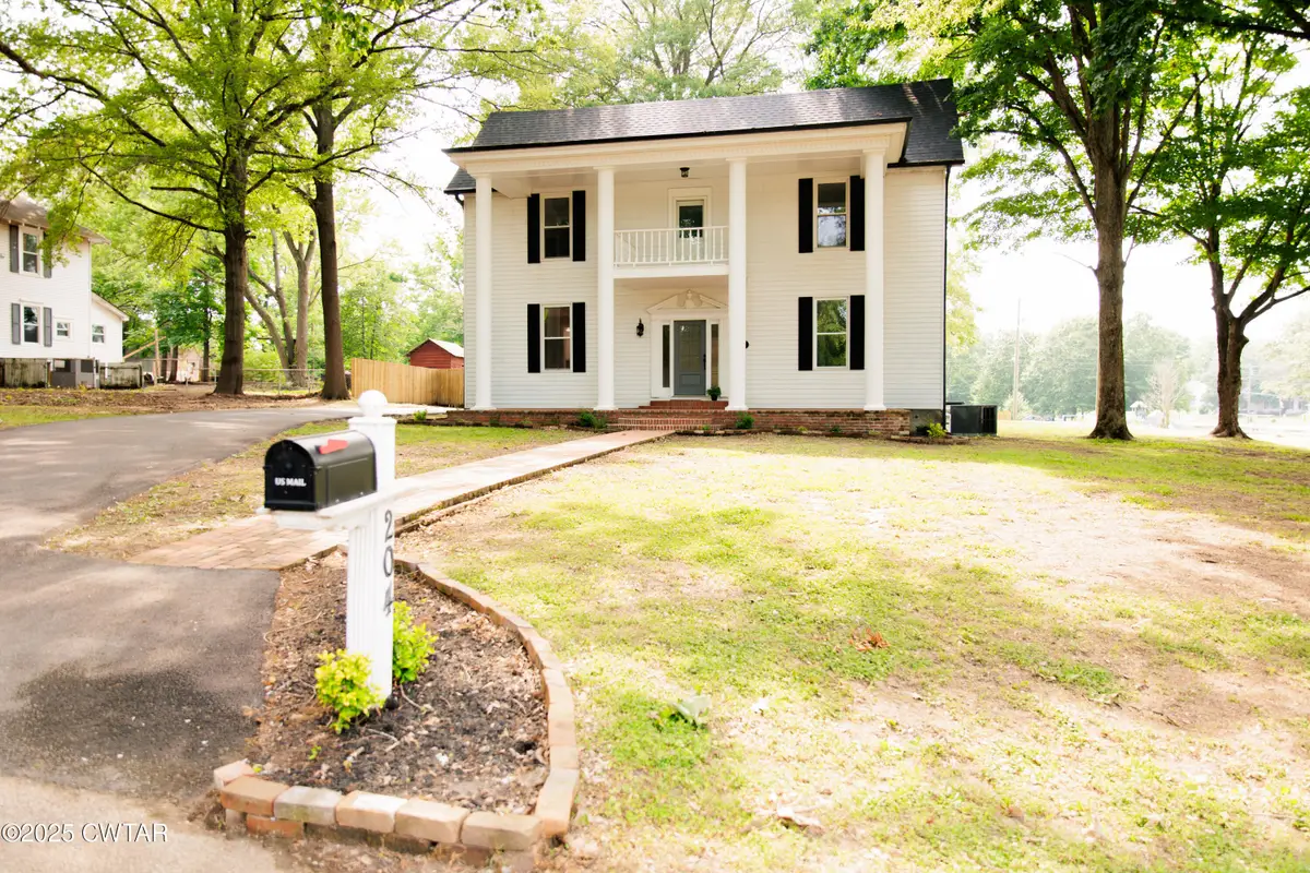 204 Flowers Street, Kenton, TN 38233 - #1