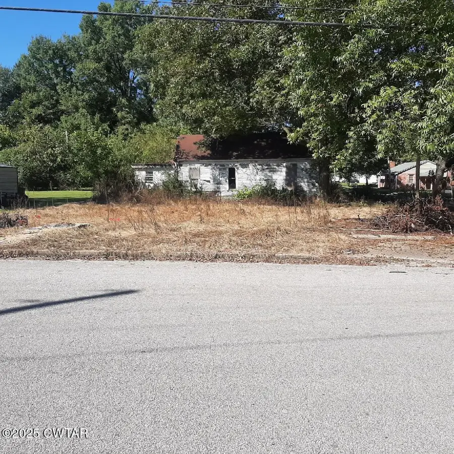 304 Gibson Road, Trenton, TN 38382 - #2