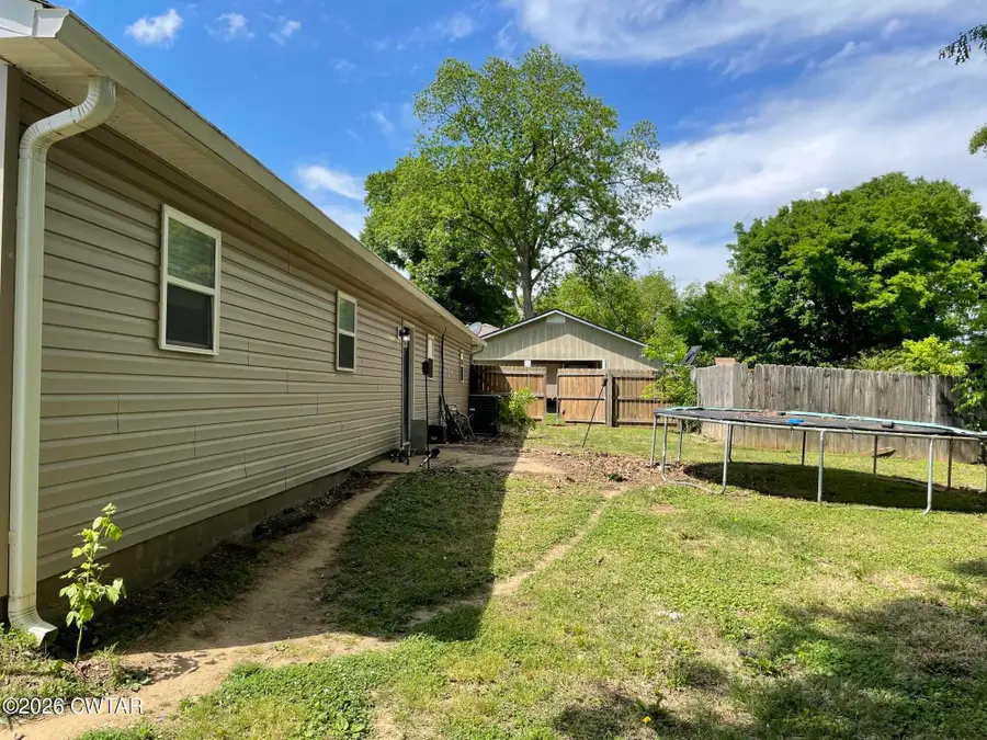 715 S Brownsville Street, Trenton, TN 38382 - #3