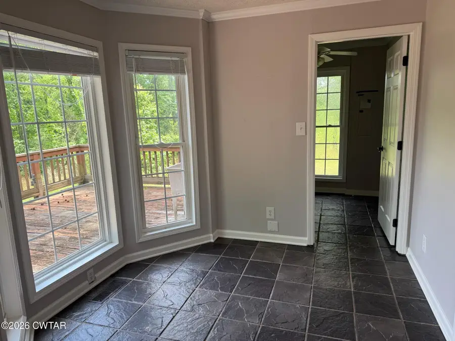 597 Broadway Road N, Lexington, TN 38351 - #3