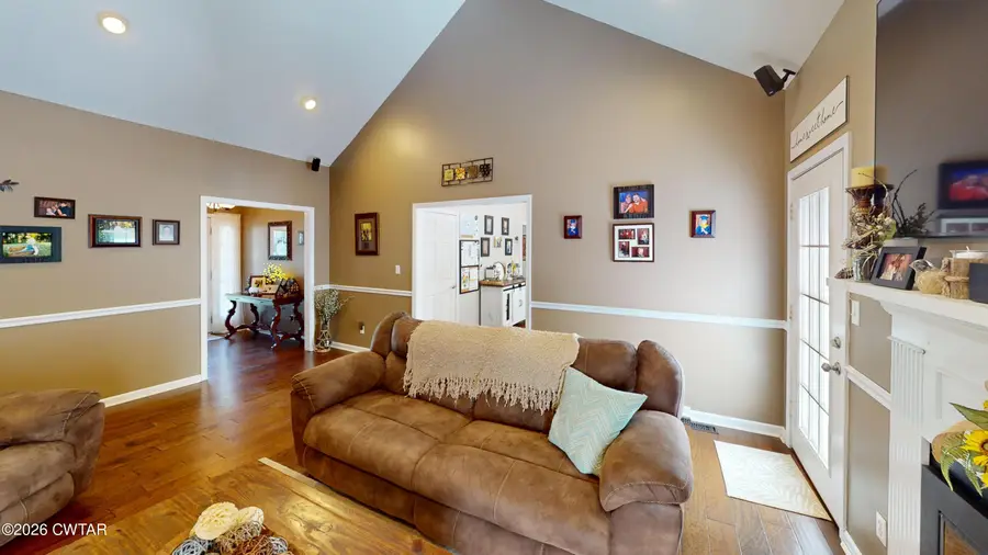 292 Auburn Avenue, Dyersburg, TN 38024 - #3