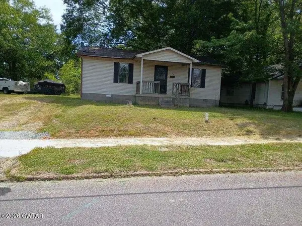 217 Irvine Street, Paris, TN 38242