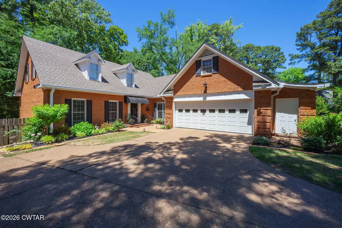 27 Beacon Hill Drive, Jackson, TN 38305 - #1