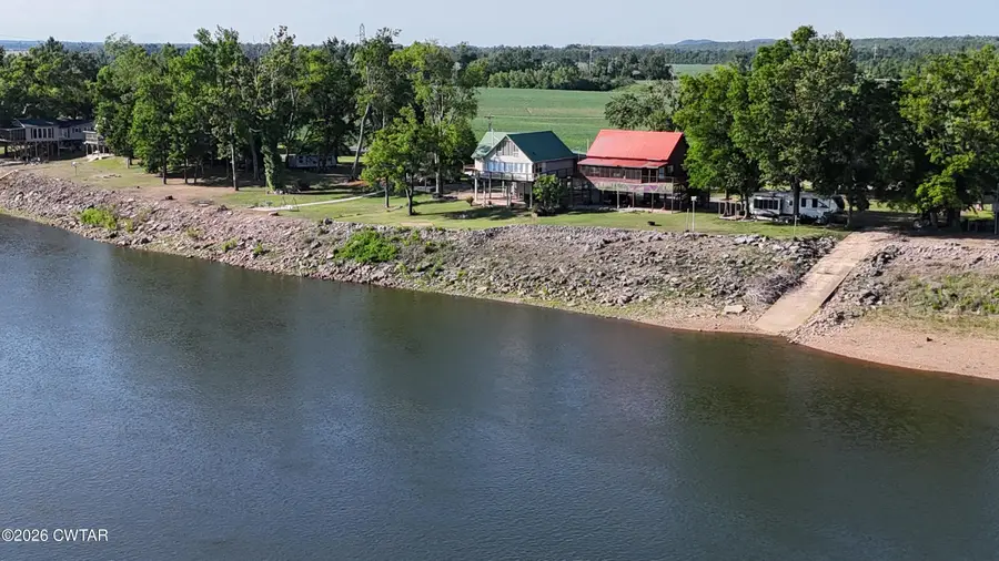 805 Arnold Lane, Savannah, TN 38372 - #2