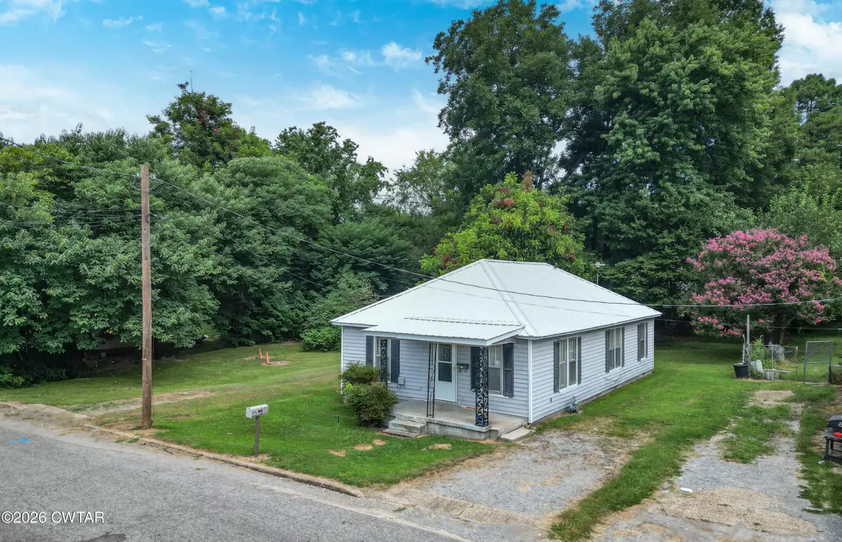 1518 E Wheeler Street, Dyersburg, TN 38024 - #1