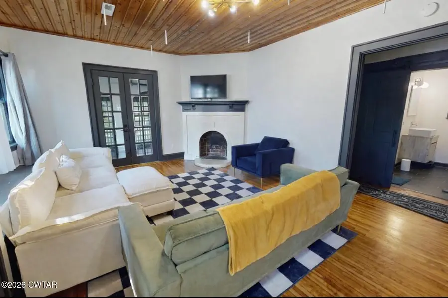 915 N Highland Avenue, Jackson, TN 38301 - #2