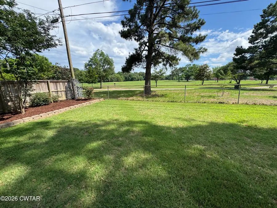 5279 Seneca Avenue, Memphis, TN 38117 - #3