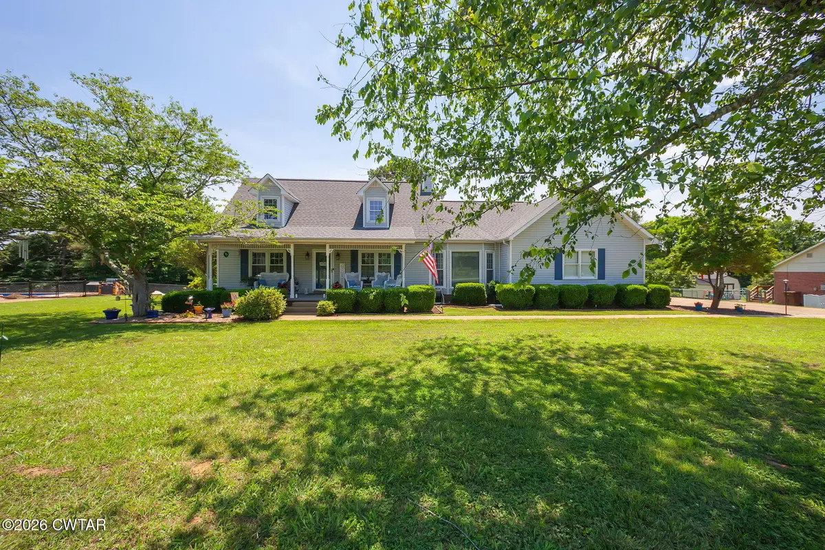 135 Meadow Drive, Lexington, TN 38351 - #1