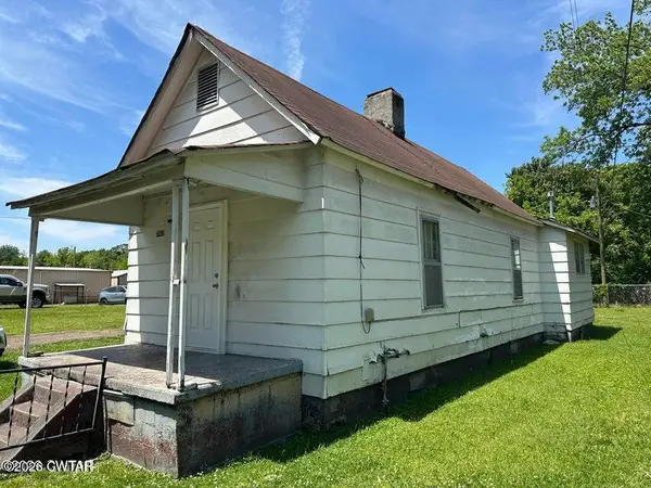 2062 College Street, Milan, TN 38358