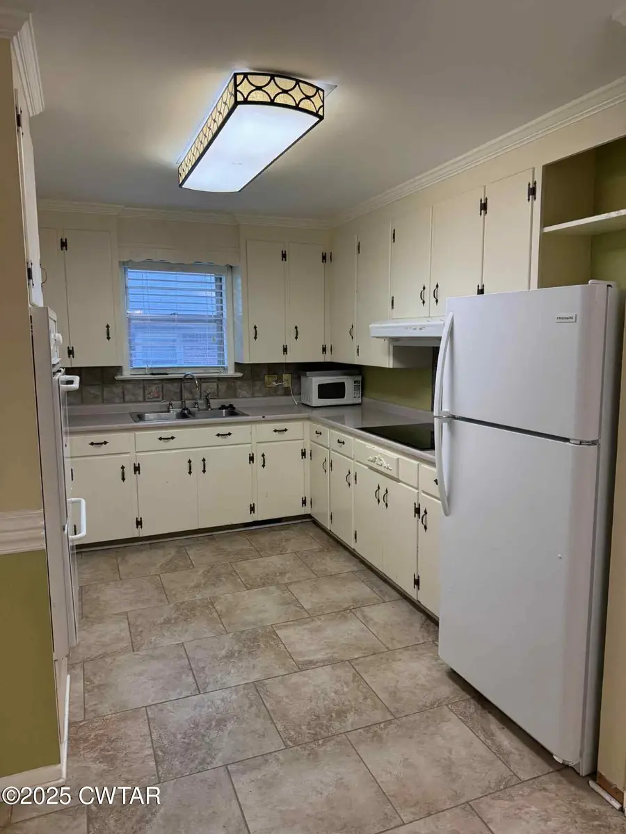 808 Flicker Drive, Dyersburg, TN 38024 - #2