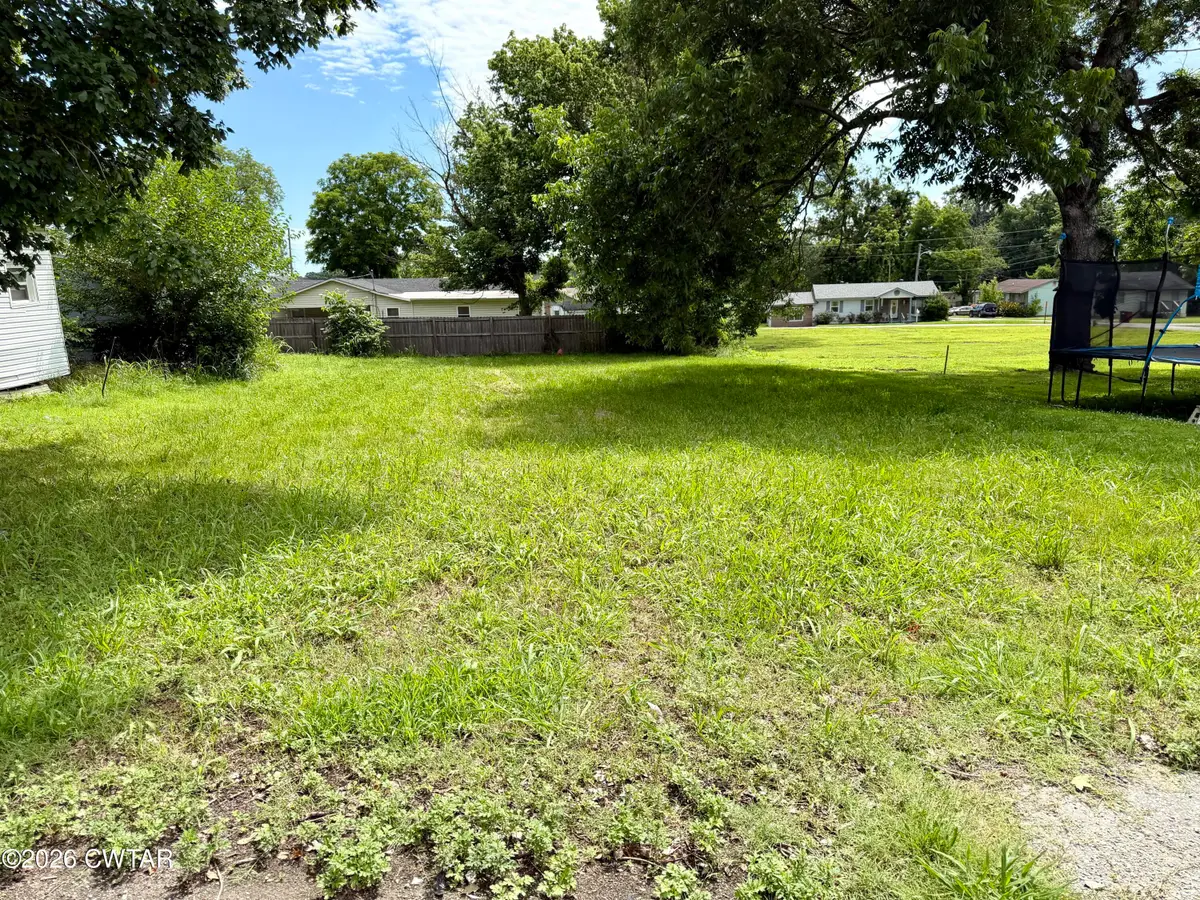 912 N 12th Avenue, Humboldt, TN 38343 - #1