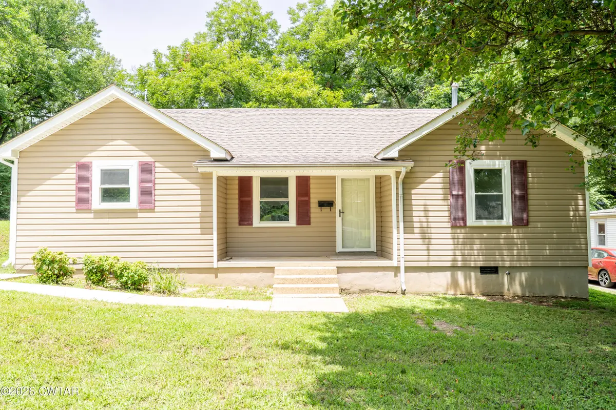 1203 Summer Drive, Dyersburg, TN 38024 - #1