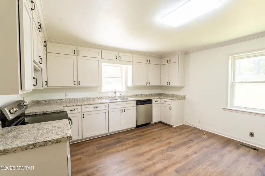 1203 Summer Drive, Dyersburg, TN 38024 - #3