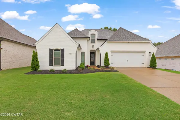 105 Emerald Breeze Drive, Jackson, TN 38305