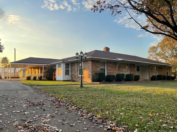 1525 Timberlake Wildersville Rd Road, Lexington, TN 38351