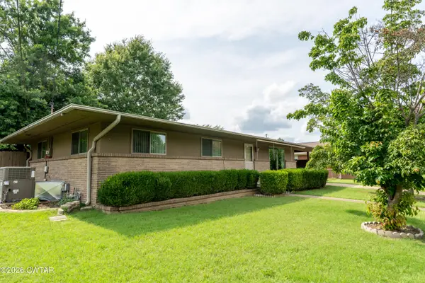 1837 Sam Houston Drive, Dyersburg, TN 38024