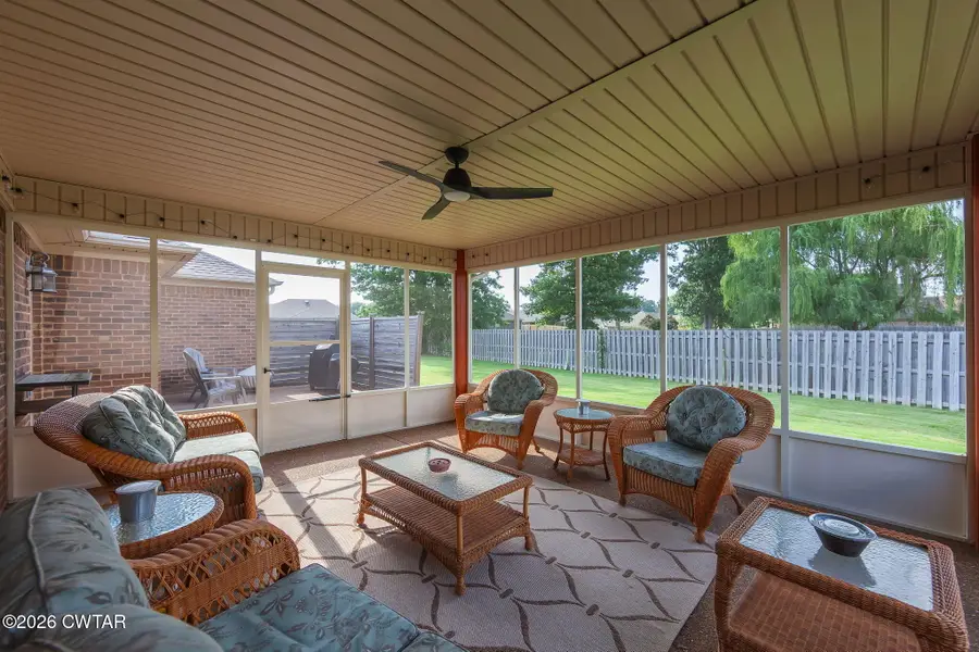 46 Thornhill Cove, Jackson, TN 38305 - #2