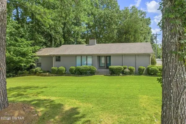 418 Deerwood Lane, Lexington, TN 38351