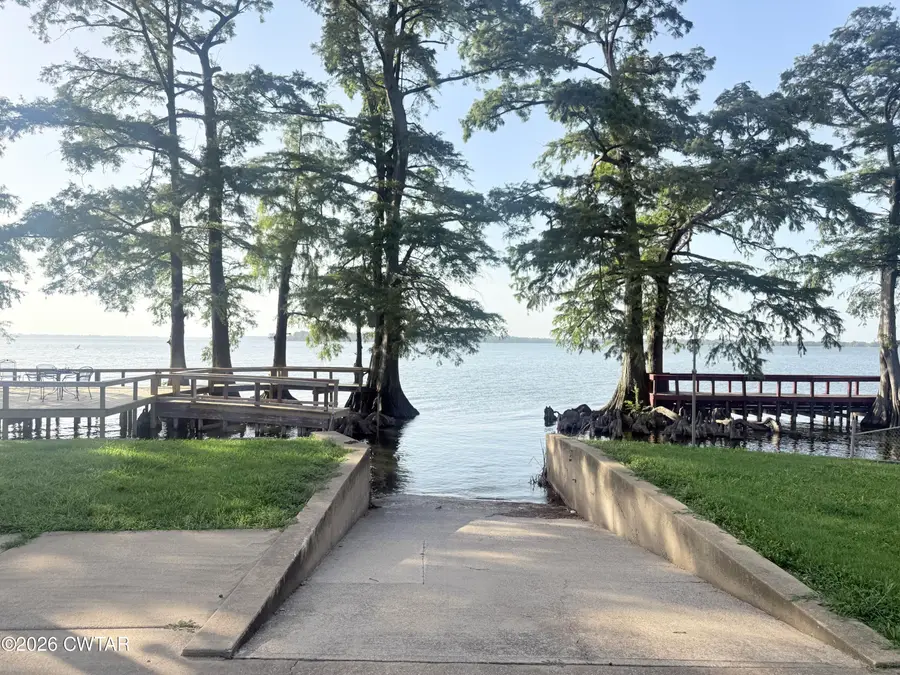 859 Lake Drive, Hornbeak, TN 38232 - #2