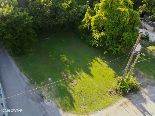 231 4th Avenue, Dyersburg, TN 38024