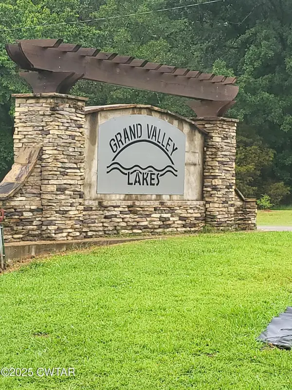 905 Grand Valley Drive, Saulsbury, TN 38067