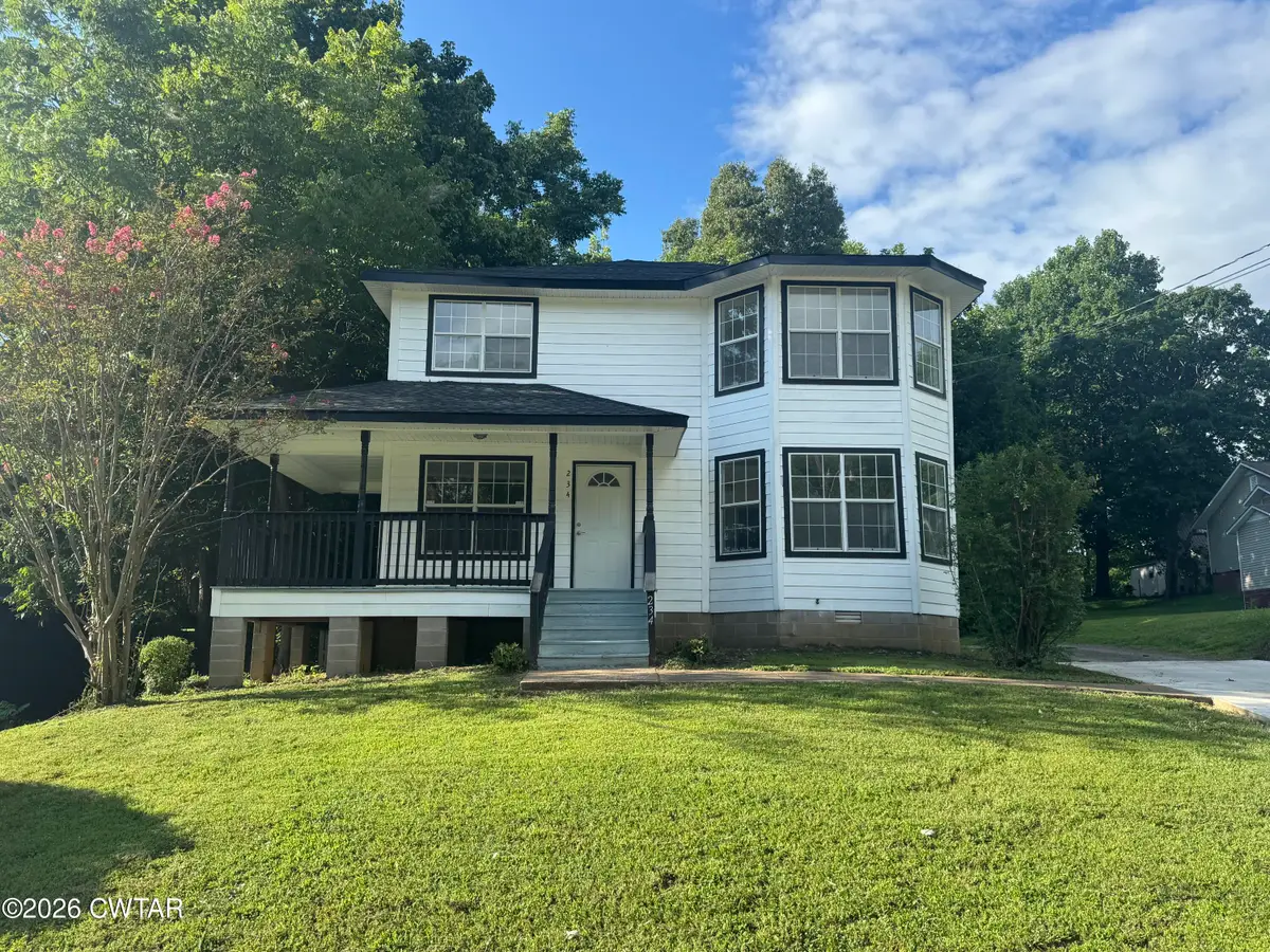 234 E College Street, Bradford, TN 38316 - #1