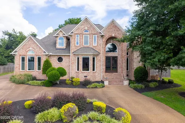 72 Abbey Place, Jackson, TN 38305