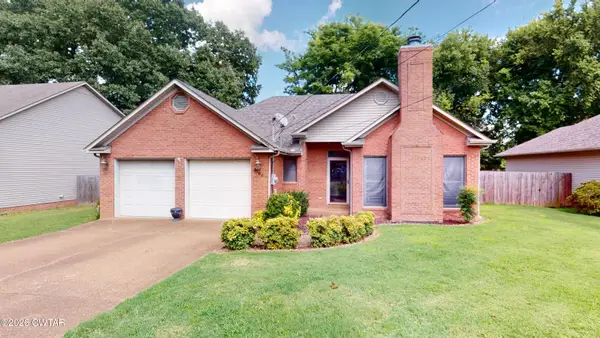 2186 Oakmont Avenue, Dyersburg, TN 38024