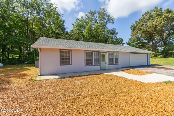 1358 Steam Mill Ferry Road, Jackson, TN 38301