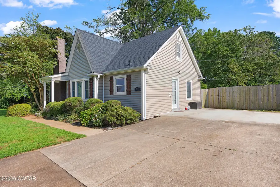 218 W Church Avenue, Medina, TN 38355 - #2