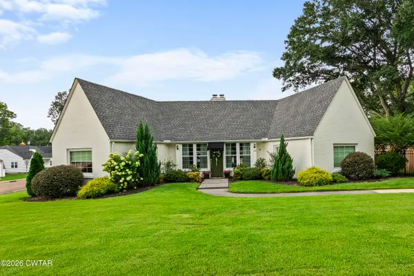 24 Northwood Avenue, Jackson, TN 38301