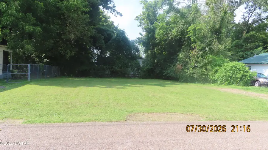 326 Allen Avenue, Jackson, TN 38301 - #2