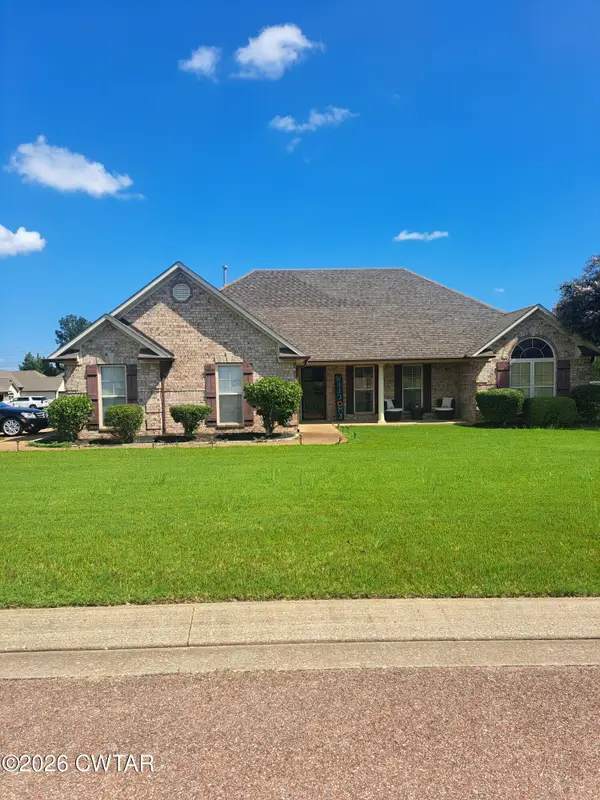81 Lennox Village Drive, Jackson, TN 38305