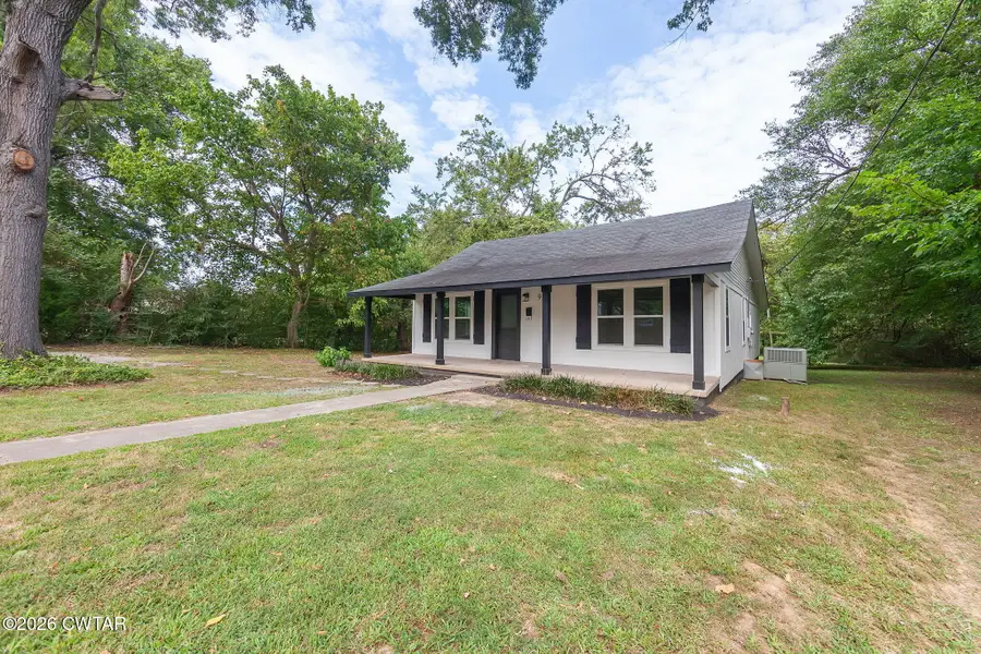 915 S Lexington Street, Trenton, TN 38382 - #3