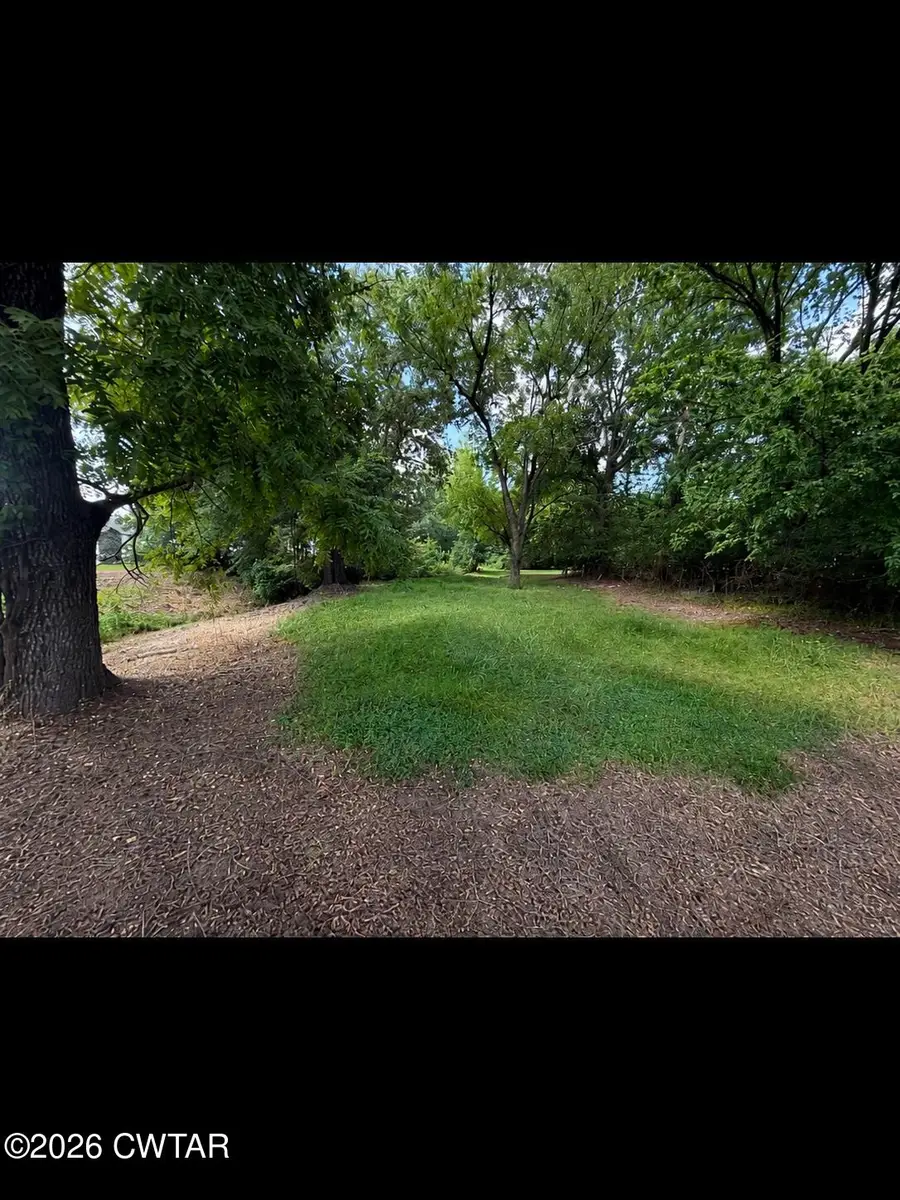285 Lincoln Street, Jackson, TN 38301 - #2