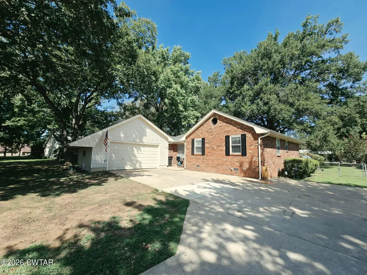 2407 Stoneville Street, Dyersburg, TN 38024 - #1