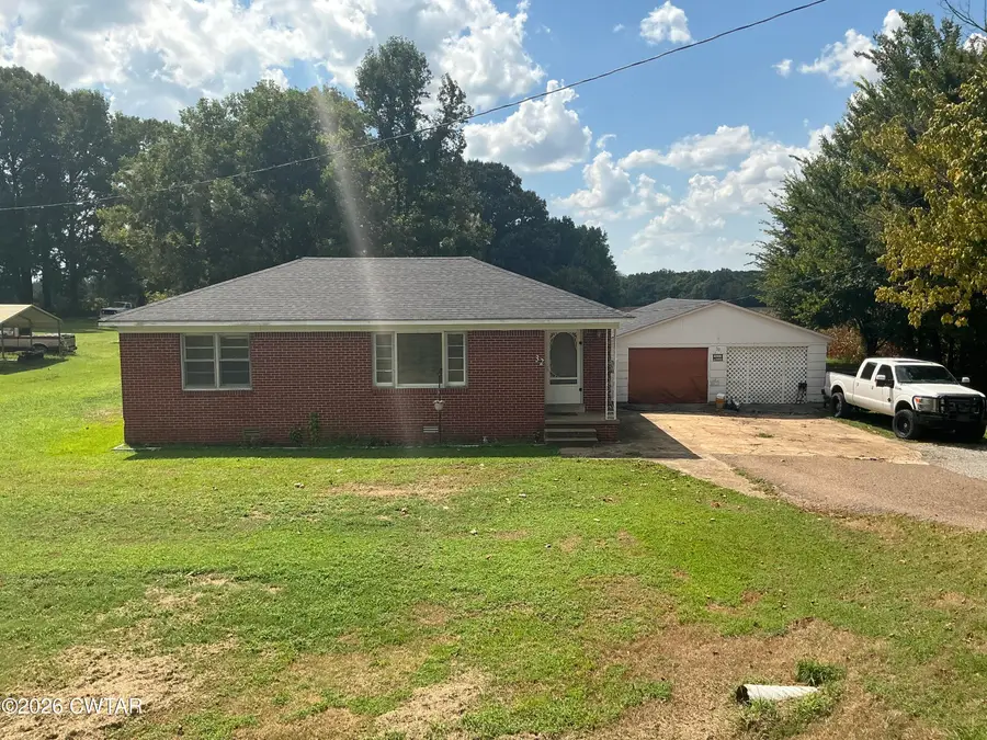 32 Humboldt Highway, Trenton, TN 38382 - #2