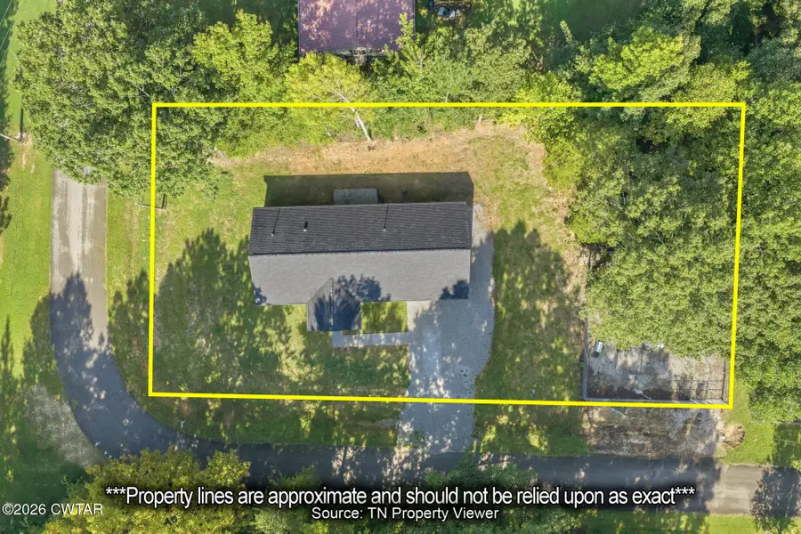 19 Dobson Avenue, Camden, TN 38320 - #2